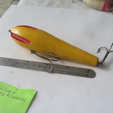 Isca de pesca Wilson's 41/2" vintage rara madeira canelada oscilante amarelo e vermelho flautas comprar usado  Enviando para Brazil
