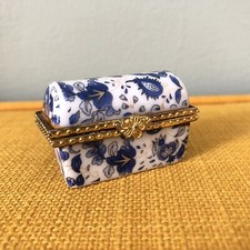 Beautiful blue white for sale  LONDON