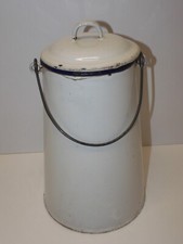 Joli ancien pot d'occasion  Soyaux