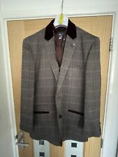 Cavani piece suit for sale  HEANOR