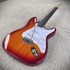 Cherry sunburst electric for sale Cherry sunburst electric for sale  Flanders