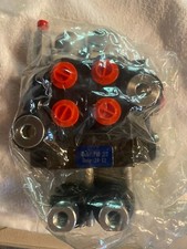Hydraulic directional control for sale  Bellflower