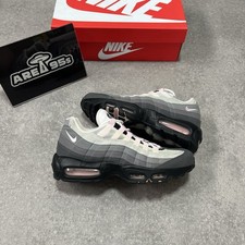 Size 7.5 nike for sale  SOUTHPORT