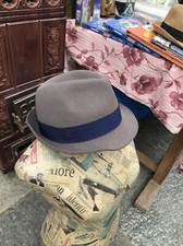 Cappello uomo lana usato Cappello uomo lana usato  Cerro Maggiore
