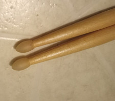 Lote de 2 baquetas Charlie Benate vintage anos 90 antraz pantera, usado comprar usado Lote de 2 baquetas Charlie Benate vintage anos 90 antraz pantera, usado comprar usado  Enviando para Brazil