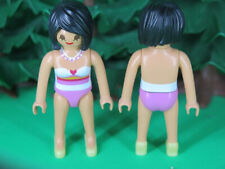 Femme brune personnage d'occasion  Viarmes