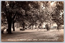 Usado, Wautoma Wisconsin~Porter's Lake~Cottages & Cabins~Hammock~1940s RPPC comprar usado  Enviando para Brazil