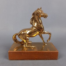 Statua cavallo rampante usato  Inverigo
