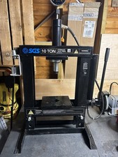 Sgs tonne bench for sale Sgs tonne bench for sale  HEMEL HEMPSTEAD