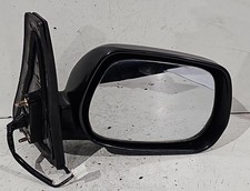 Specchietto retrovisore destro usato  Italia