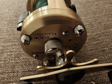 Carretel Shimano Calcutta 400B cabo direito comprar usado  Enviando para Brazil