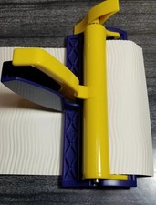 Fiskars wavy paper for sale  La Crescent