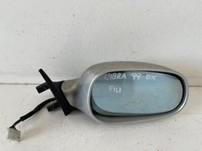 Specchietto retrovisore destro usato  Italia