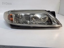 fari anteriori renault laguna usato fari anteriori renault laguna usato Italia