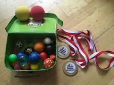 Bälle medaillen kindergeburts gebraucht kaufen Bälle medaillen kindergeburts gebraucht kaufen  Karben