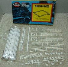 Airfix fencing gates for sale  ANDOVER