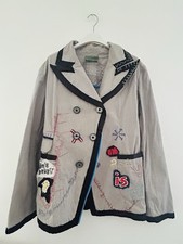 Veste desigual rayée d'occasion  Apt