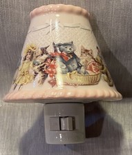 Baby Gund Berçário Luz Noturna Sombra Plugue de Parede Filhotes Brinquedos Rosa John Grossman comprar usado  Enviando para Brazil