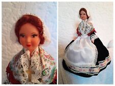 Poupee regionale folklorique d'occasion Poupee regionale folklorique d'occasion  L'Isle-Adam