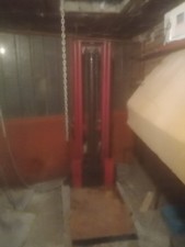 Montacarichi elettrico usato  Volvera