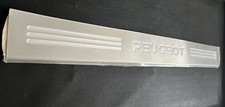 Usado, Acabamento de soleira de porta Peugeot 306 OSF genuíno 7010S9 comprar usado  Enviando para Brazil