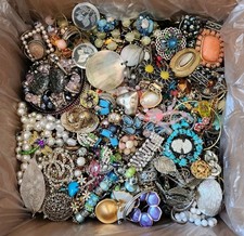 Jewelry lot broken for sale  Las Vegas