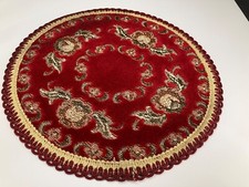 Tapete redondo miniatura de tapeçaria floral de veludo para casa de bonecas - Belga - Borgonha rica em 9 pol. comprar usado  Enviando para Brazil