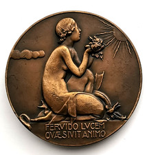 Med 1013. médaille d'occasion Med 1013. médaille d'occasion  France