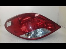 Feux arriere gauche d'occasion Feux arriere gauche d'occasion  Fosses