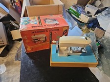 Jouet machine coudre d'occasion  Décines-Charpieu