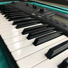 Korg kross sintetizzatore usato  Spedire a Italy