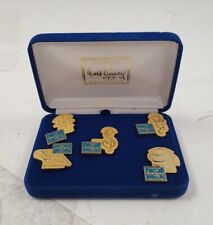 Conjunto de Pin Coleção Vintage Disney Classics em Caixa de Veludo Azul, Colecionável Raro comprar usado  Enviando para Brazil