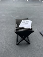 Foldable charcoal grill d'occasion  Expédié en Belgium
