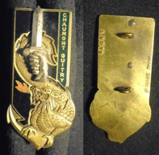 Insigne militaire 102 d'occasion  Meung-sur-Loire