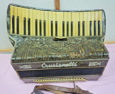 Rare ancien accordeon d'occasion  Village-Neuf