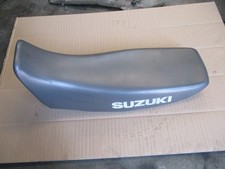 Selle suzuki 650 d'occasion  Garéoult