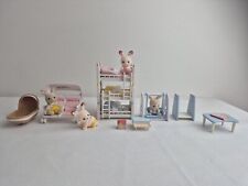 Móveis e bonecos para bebês Sylvanian Families cama tripla chocolate coelho comprar usado  Enviando para Brazil