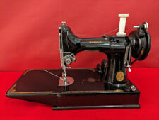 Machine à coudre SINGER Featherweight 221K1 moteur 210/230 Volts comprar usado  Enviando para Brazil