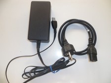 Alimentatore power adapter usato  Como