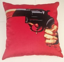 Cuscino seletti toilettepaper usato  Ferrara