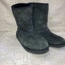 Ugg classic short for sale  Ocean City