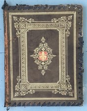 ANTIQUE ORNATE GOLD GILT TOOLED LEATHER FLEUR DI LIS BOOK FRAME-BRENTANO’S PARIS comprar usado ANTIQUE ORNATE GOLD GILT TOOLED LEATHER FLEUR DI LIS BOOK FRAME-BRENTANO’S PARIS comprar usado  Enviando para Brazil