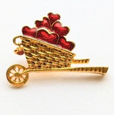 Spilla carriola cuore usato  Spedire a Italy