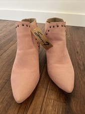 Seven pink faux for sale  Austin