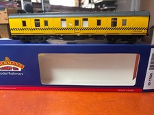 Bachmann engineers coach for sale  WITHAM
