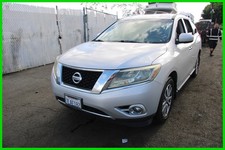 black 2015 nissan pathfinder for sale  Orange