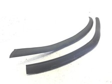 Coppia guarnizioni parabrezza usato  Viareggio