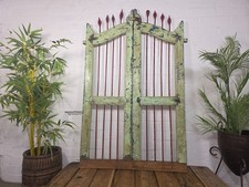 Par Antigo Vintage Recuperado Indiano Madeira Ferro Saloon Portas Persianas Portões de Jardim comprar usado  Enviando para Brazil