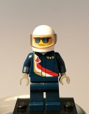 Lego minifigure city for sale  BURTON-ON-TRENT