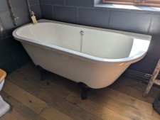 Bath for sale  SEAFORD